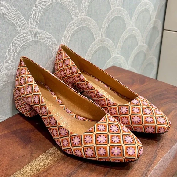 Chelsea & Violet Mazzy Printed Pumps, SZ 8 🌸 MSRP $90 - Picture 7 of 12